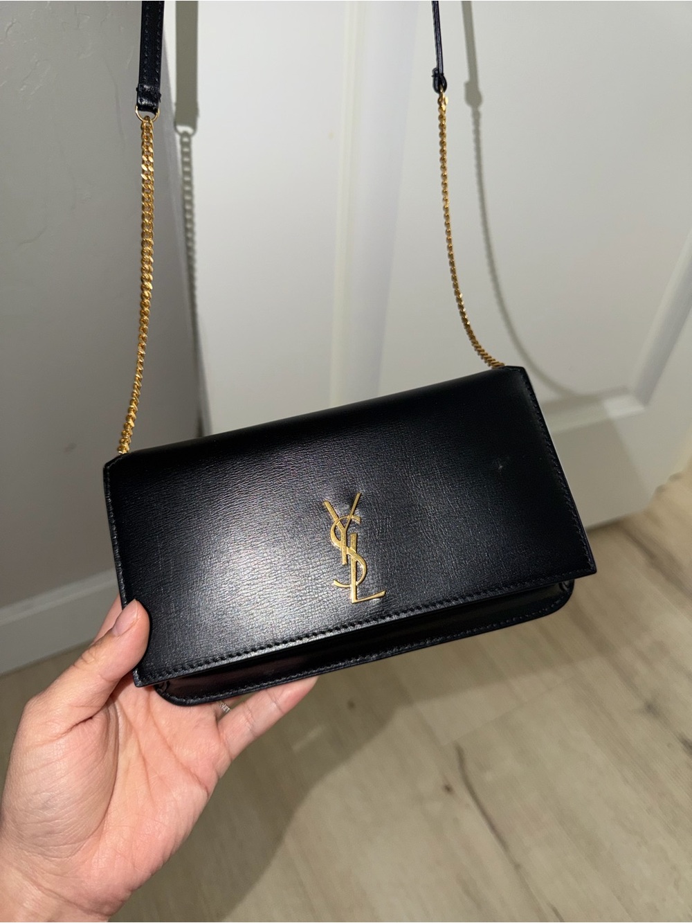 Saint Laurent Black Leather Crossbody with Gold YSL Logo phone holder - Picture 7 of 14